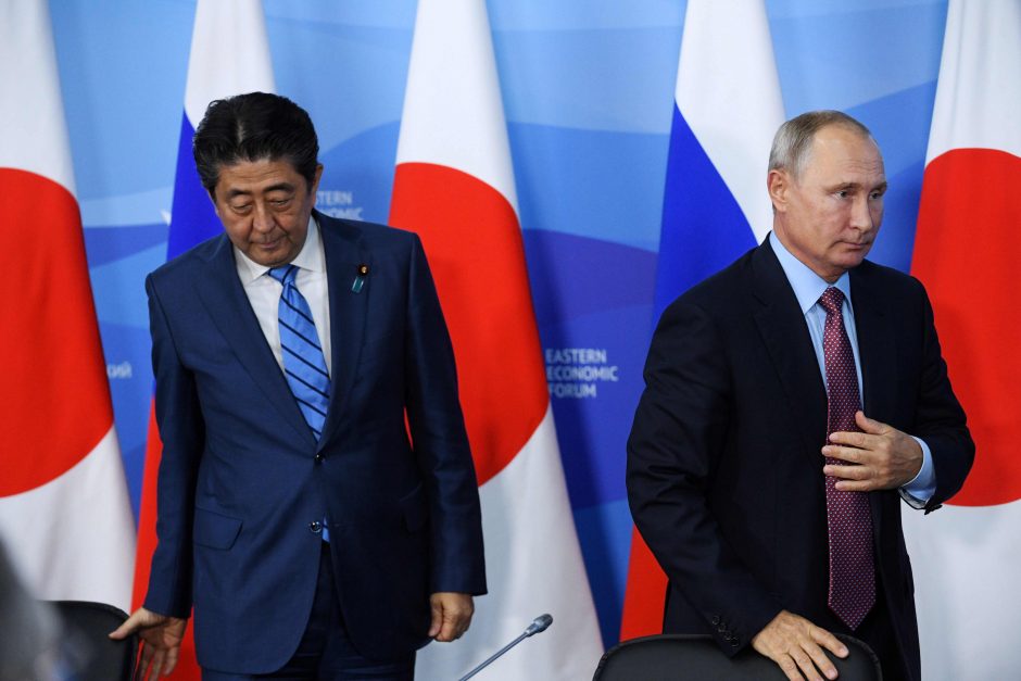 Kremlius: taikos derybos su Japonija bus „ištęstas“ procesas