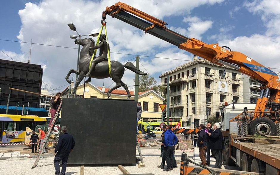 Atėnuose po 27 metų pagaliau pastatyta Aleksandro Makedoniečio statula