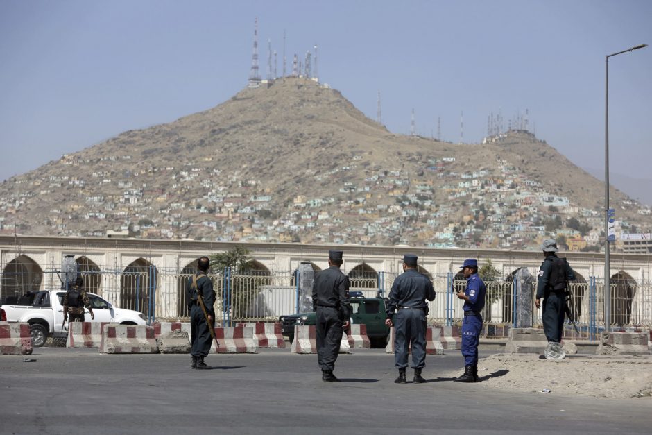 Kabule driokstelėjo galingas sprogimas: žuvo mažiausiai trys žmonės
