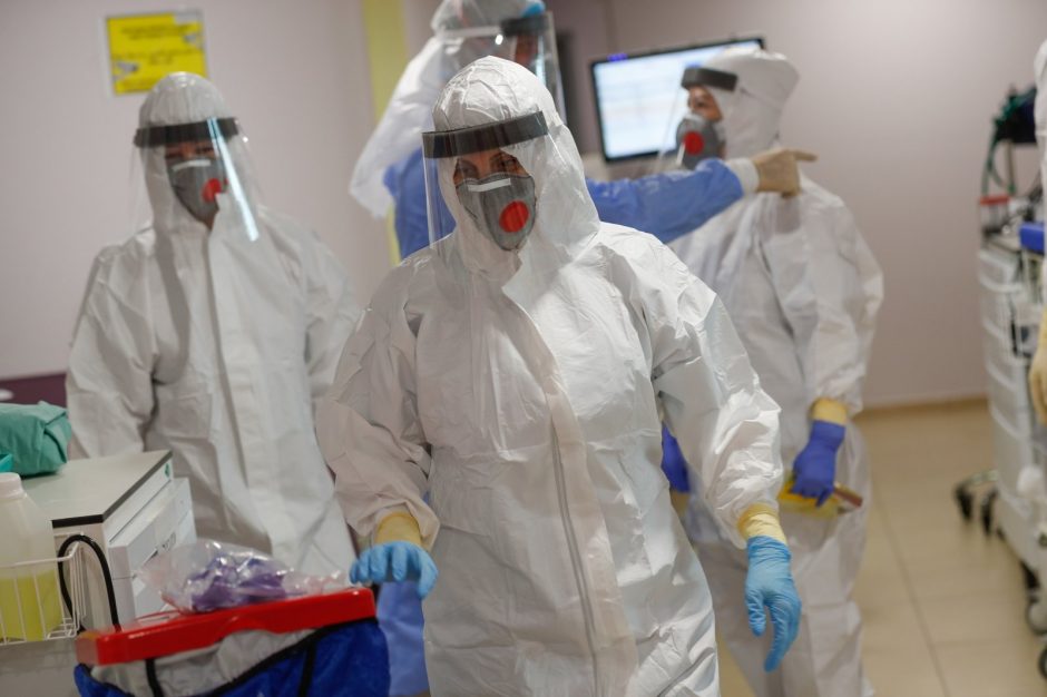 26 šalys ragina Vakarus atšaukti sankcijas geresniam atsakui į pandemiją užtikrinti