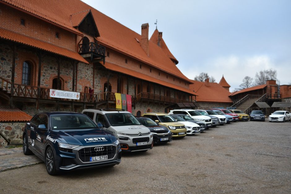 Trakų pilyje paskelbtas „Lietuvos metų automobilio 2019“ septintukas