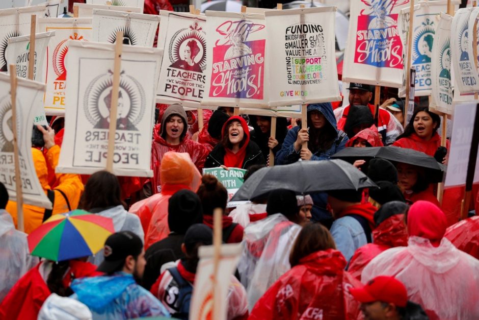 Los Andžele didelis mokytojų streikas paveikė pusę milijono mokinių