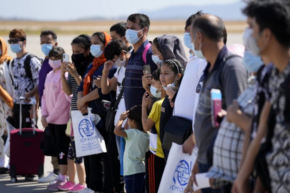 Žmogaus teisių grupės: Graikija palieka pabėgėlius be maisto