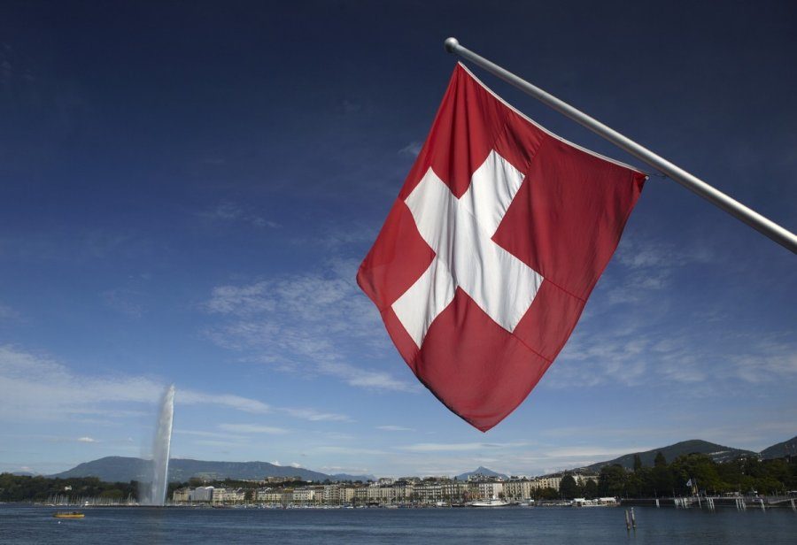 Šveicarai vėl balsuos dėl imigracijos iš ES apribojimo