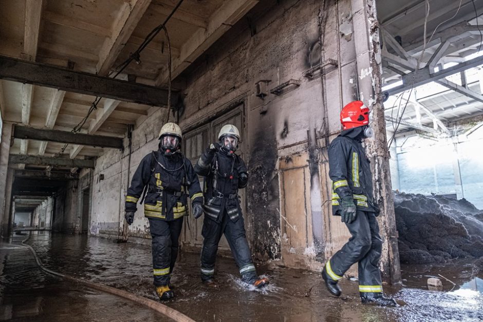 Valstybės ekstremalių situacijų komisija apsilankė Alytaus gaisravietėje