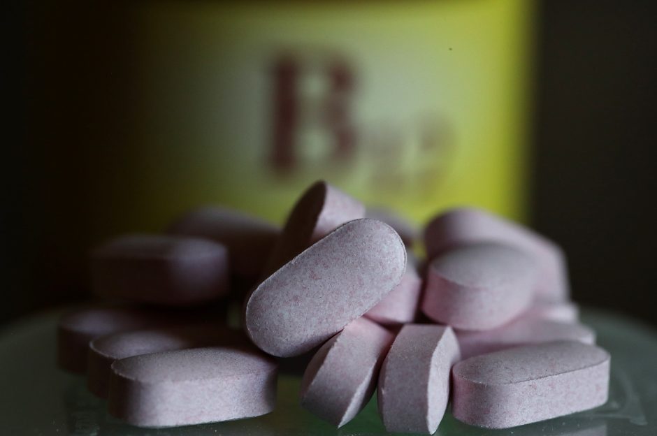 Medikai įspėja: vitamino B12 trūkumas gali sukelti rimtų sveikatos sutrikimų