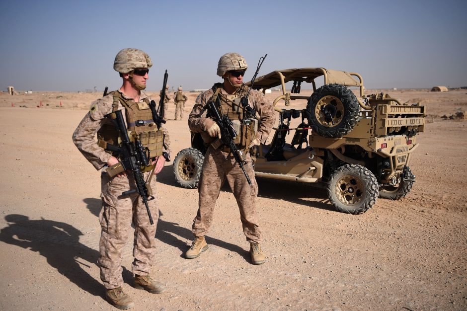 Talibanas skelbia išsprendęs su JAV nesutarimus dėl karių išvedimo iš Afganistano