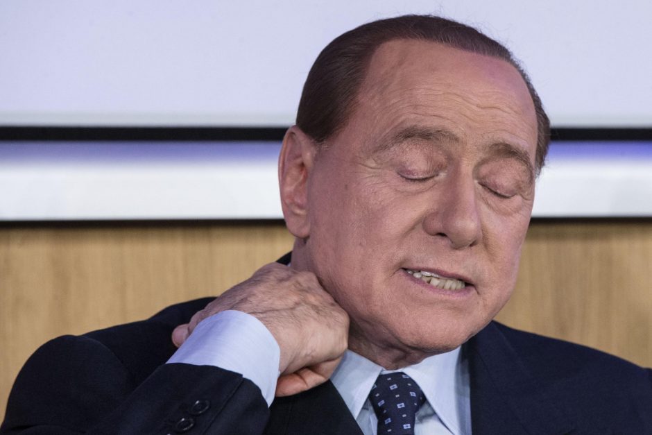 Gydytojas: kovą ar balandį COVID-19 S. Berlusconiui būtų reiškęs mirties nuosprendį