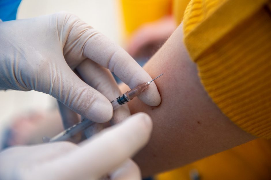 Ligonių kasos: Lietuvą jau pasiekė pirmoji gripo vakcinos siunta