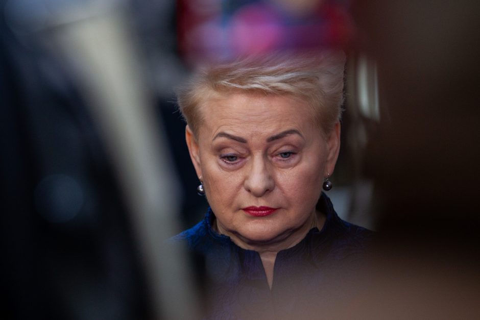 Vyriausybė paskyrė rentą kadenciją baigiančiai D. Grybauskaitei 