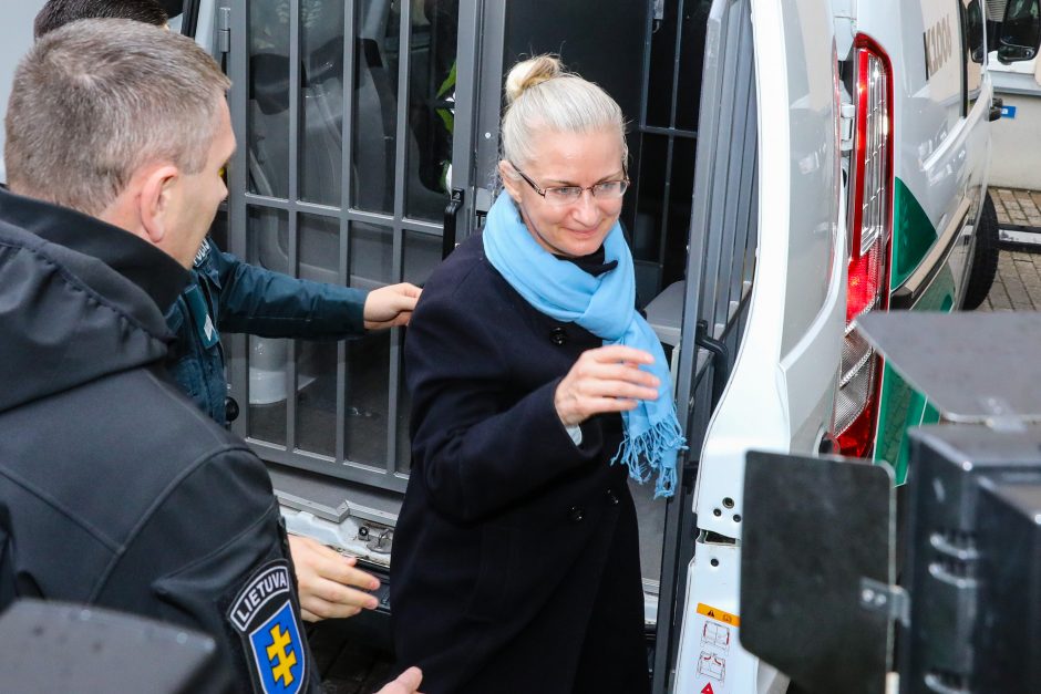 Prokuratūra prašo pratęsti suėmimą N. Venckienei – ji savo kaltės nepripažįsta