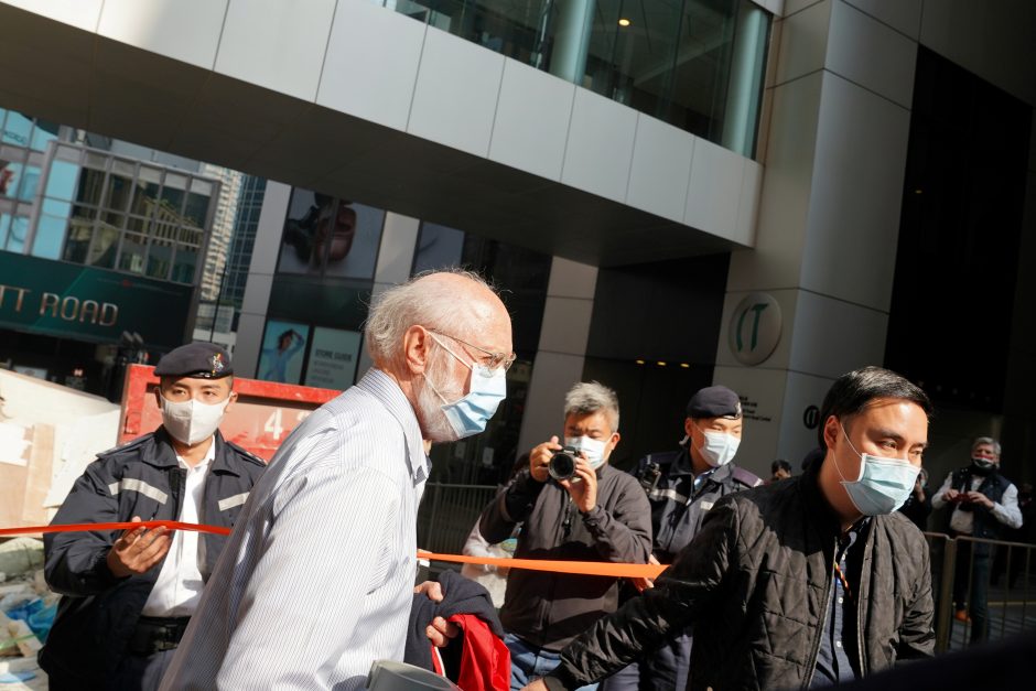 Honkonge masiškai areštuoti opozicijos veikėjai