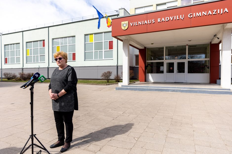 Šaudynės Vilniaus Radvilų gimnazijoje: sužeisti du 15-mečiai, įtariamas paauglys neprisipažino