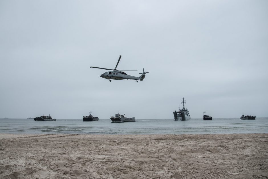 Nemirsetos paplūdimyje vyko tarptautinės karių pratybos (atnaujinta)