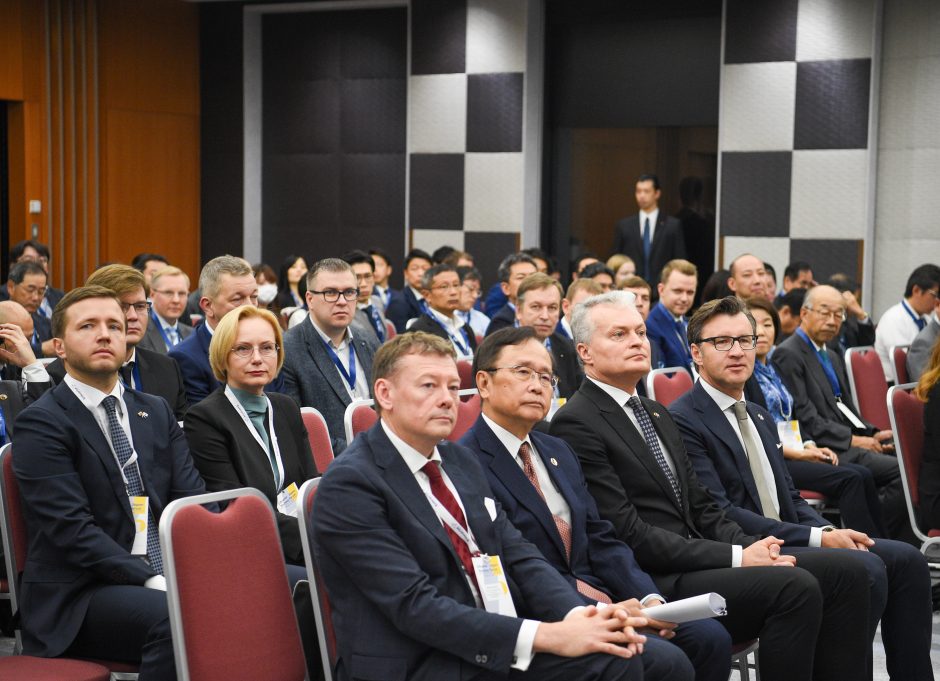 Prezidentas atidarė Lietuvos-Japonijos verslo forumą