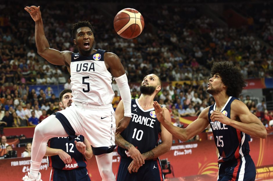 JAV krepšininkai sensacingai pralaimėjo prancūzams
