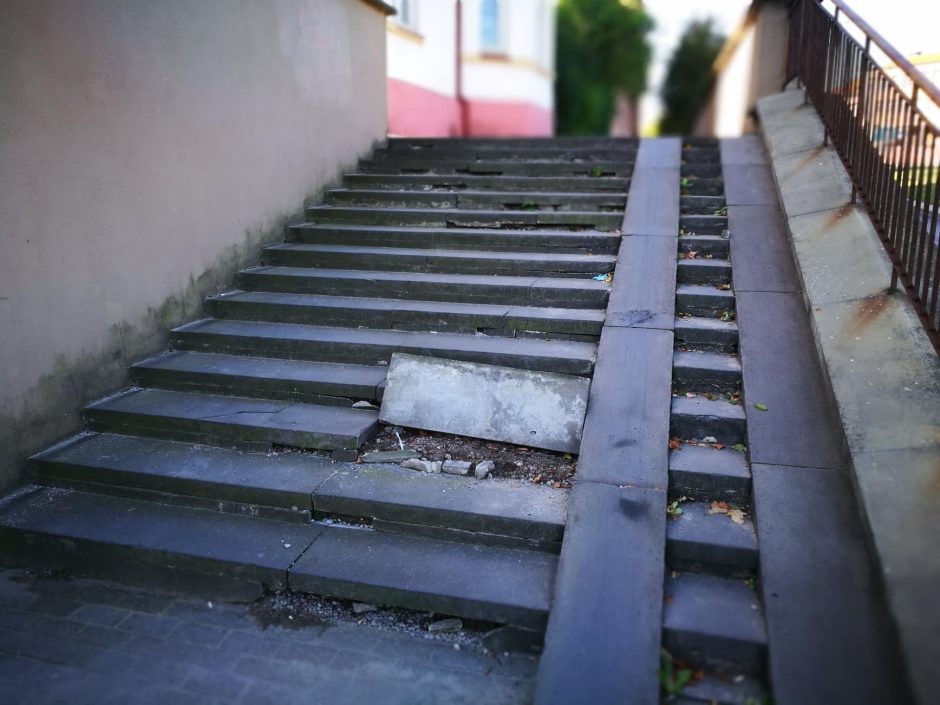 Laiptai klaipėdiečiams kelia pavojų
