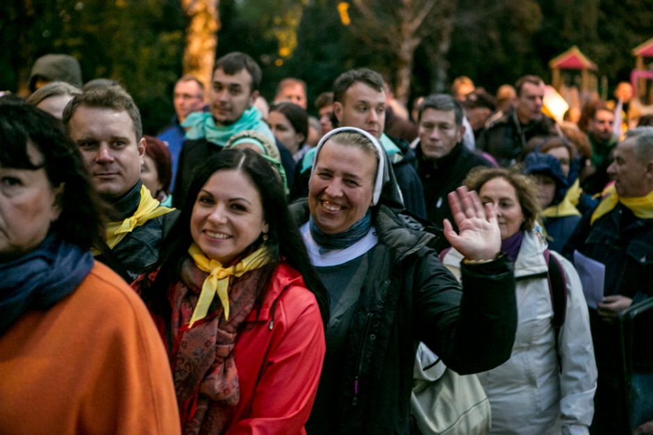 Minios žmonių suplūdo į Santaką, atvyko popiežius Pranciškus