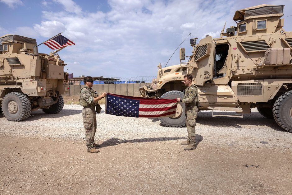 Irako pareigūnas: JAV vadovaujamos koalicijos prieš IS kovinė misija baigta