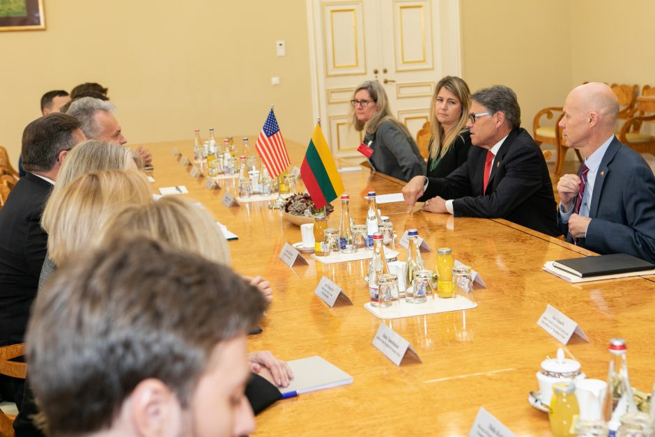 G. Nausėda susitiko su JAV energetikos sekretoriumi