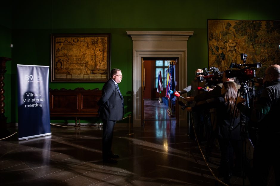 „Bukarešto devintuko“ užsienio reikalų ministrų susitikimas
