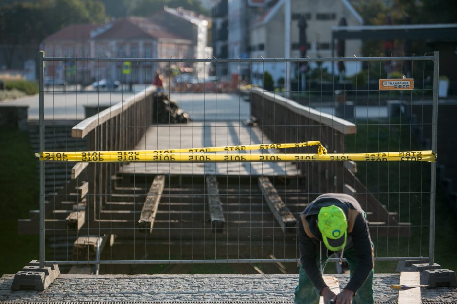 Kauno pilies pėsčiųjų tilto remontas