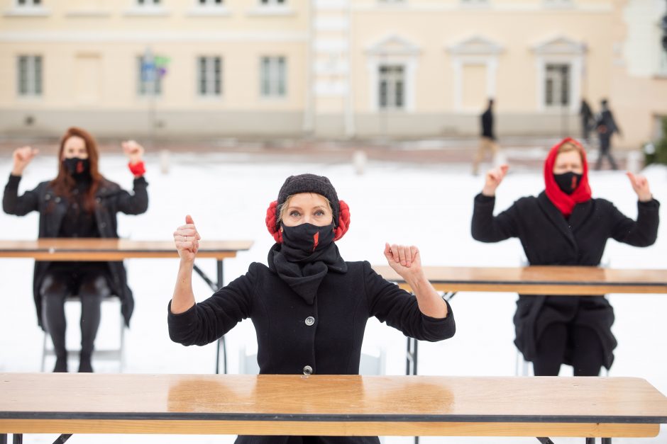 Vilniuje – šokio grupės „Spokšok“ akcija už moterų teises