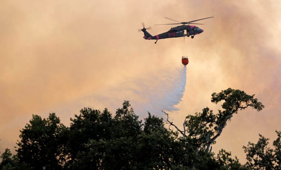 Kalifornijoje siaučia miškų gaisrai