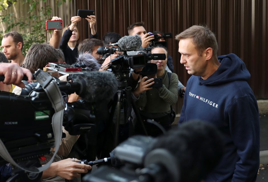 Kremliaus kritikas A. Navalnas paleistas iš areštinės 