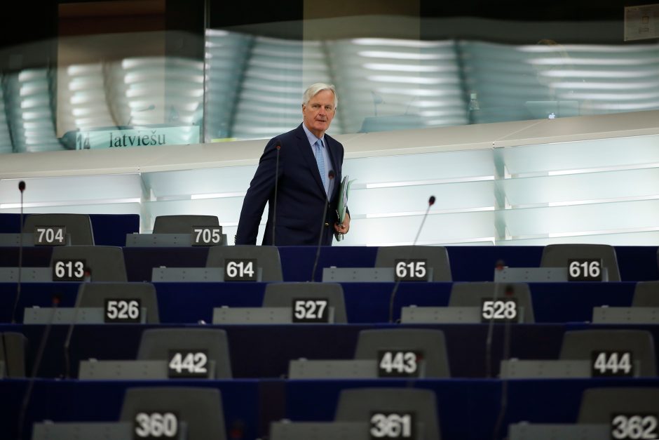 M. Barnier: ES neapsimetinės, kad derasi dėl „Brexit“