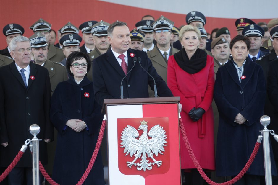 Lenkai patriotiniais renginiais mini Nepriklausomybės dieną