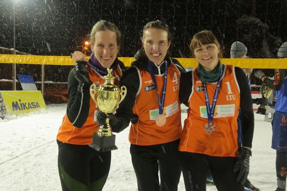 Lietuvos sniego tinklininkės Gruzijoje iškovojo bronzos medalius