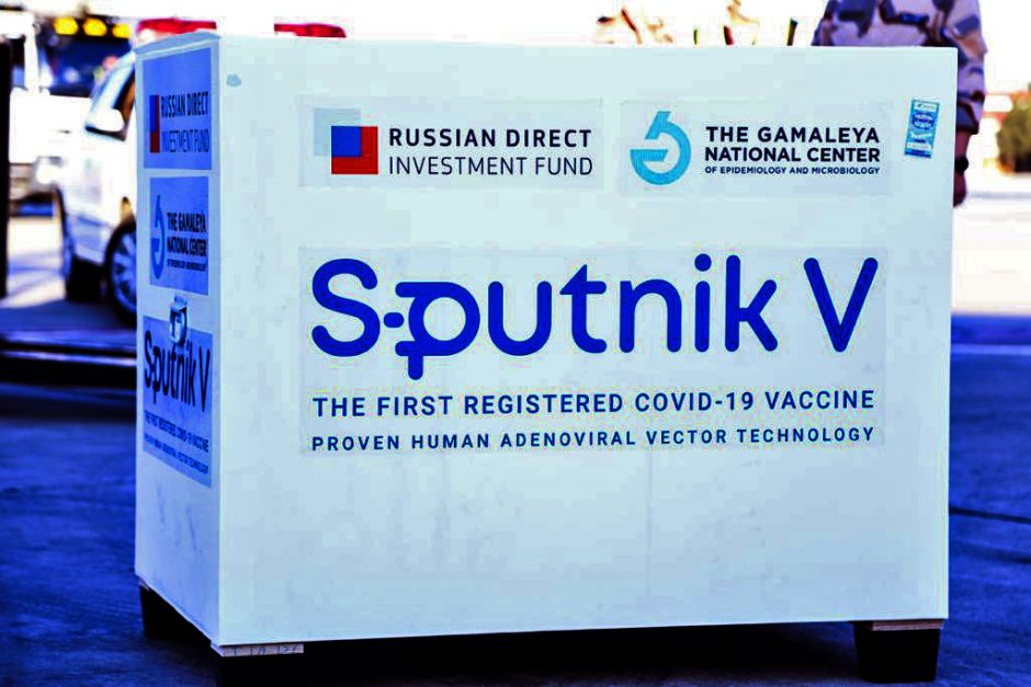 ES diplomatijos vadovas tikisi, kad Bendrija patvirtins vakciną „Sputnik V“