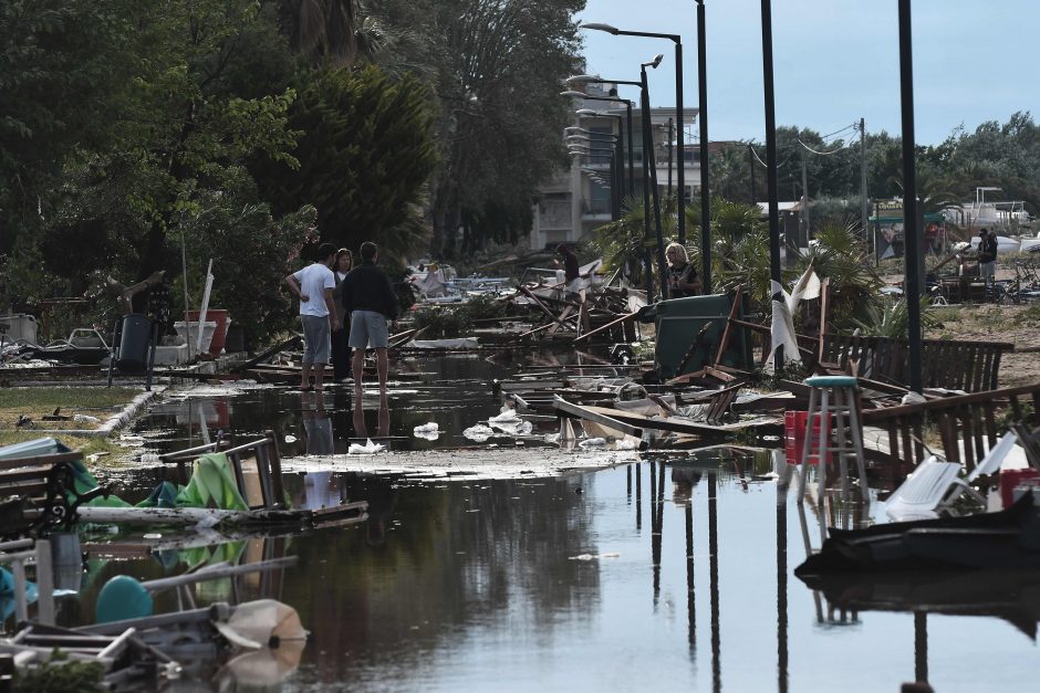 Graikiją užklupo tornadai ir galingos audros – žuvo septyni turistai