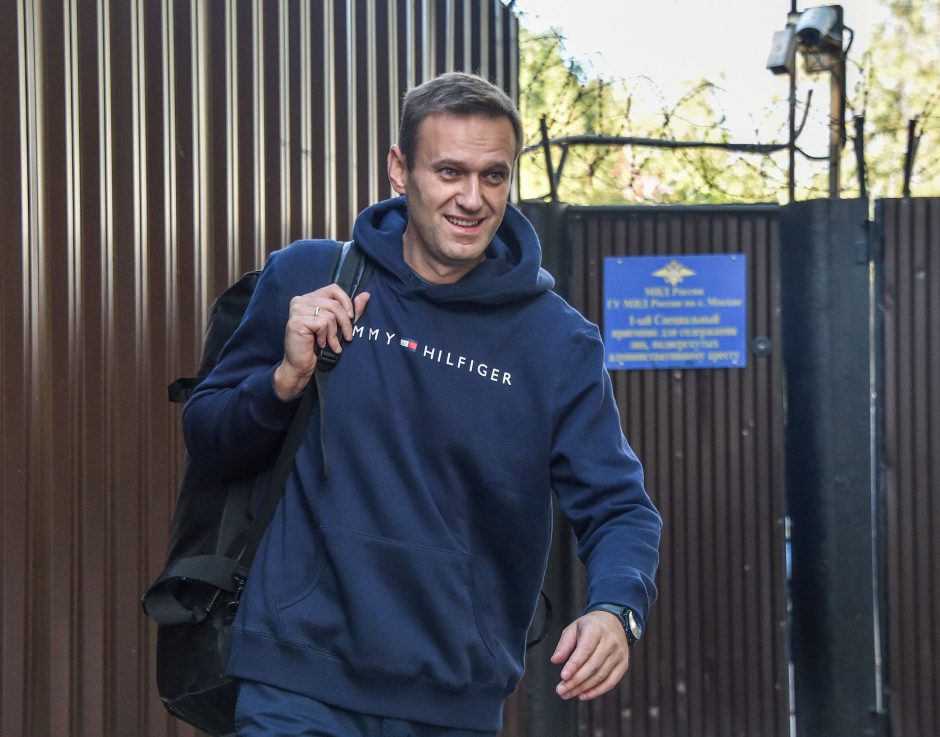 Kremliaus kritikas A. Navalnas paleistas iš areštinės 