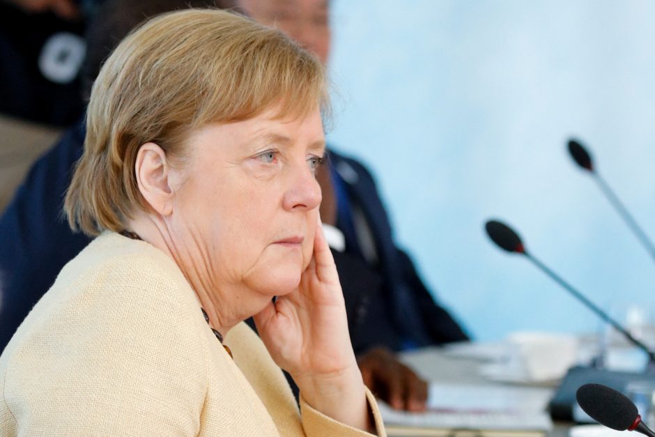 A. Merkel pasisako už pragmatišką sprendimą dėl Šiaurės Airijos