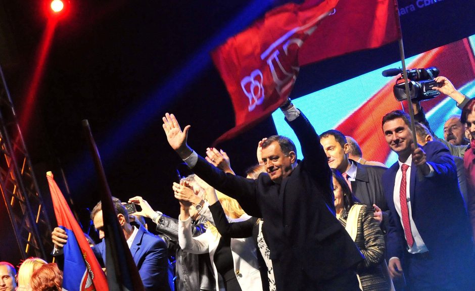 Bosnijos serbai balsavo už abejotinos nacionalinės šventės išsaugojimą
