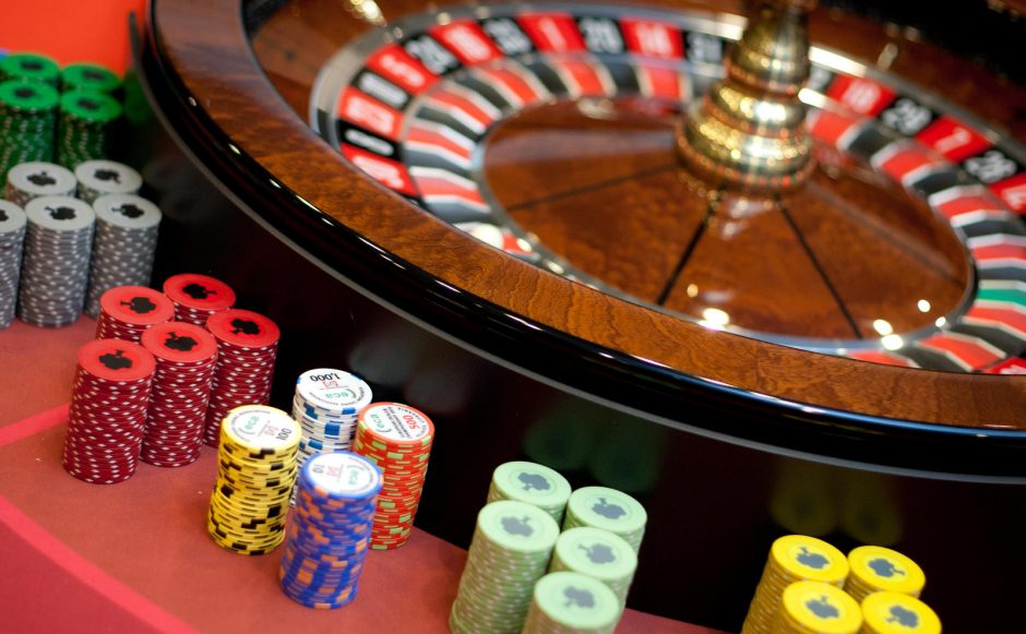 „Savas kazino“ uždrausta organizuoti lošimus vienuose lošimų namų