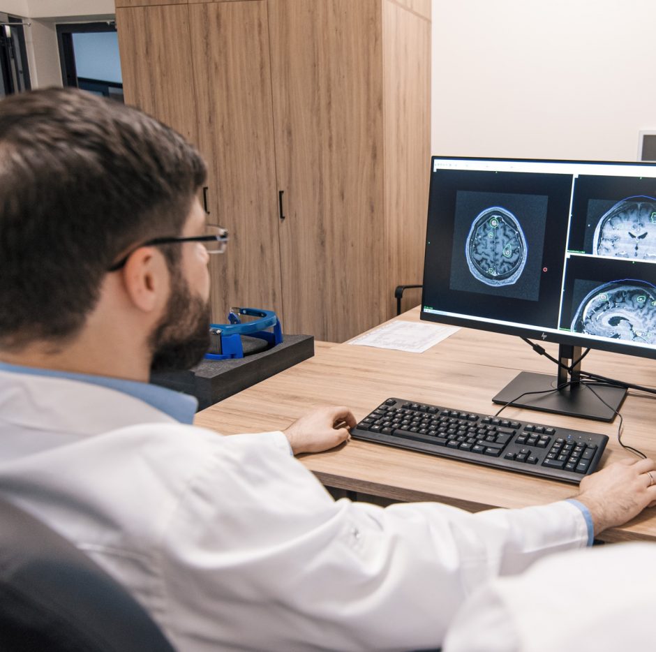 62 metastazės smegenyse: iššūkis Aušrai ir gydytojų komandai