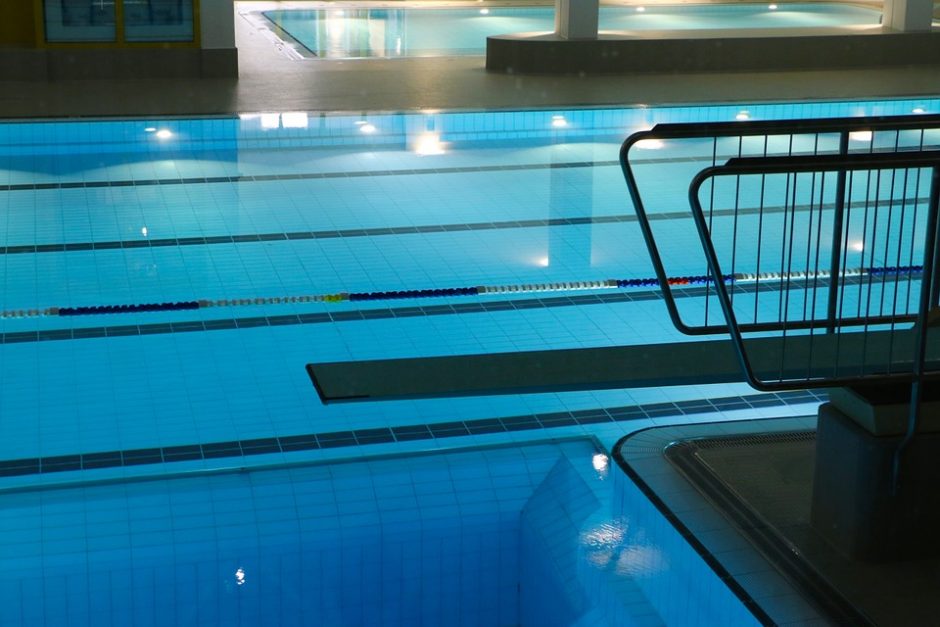 Tauragės sporto centrui leista būti naujo baseino operatoriumi