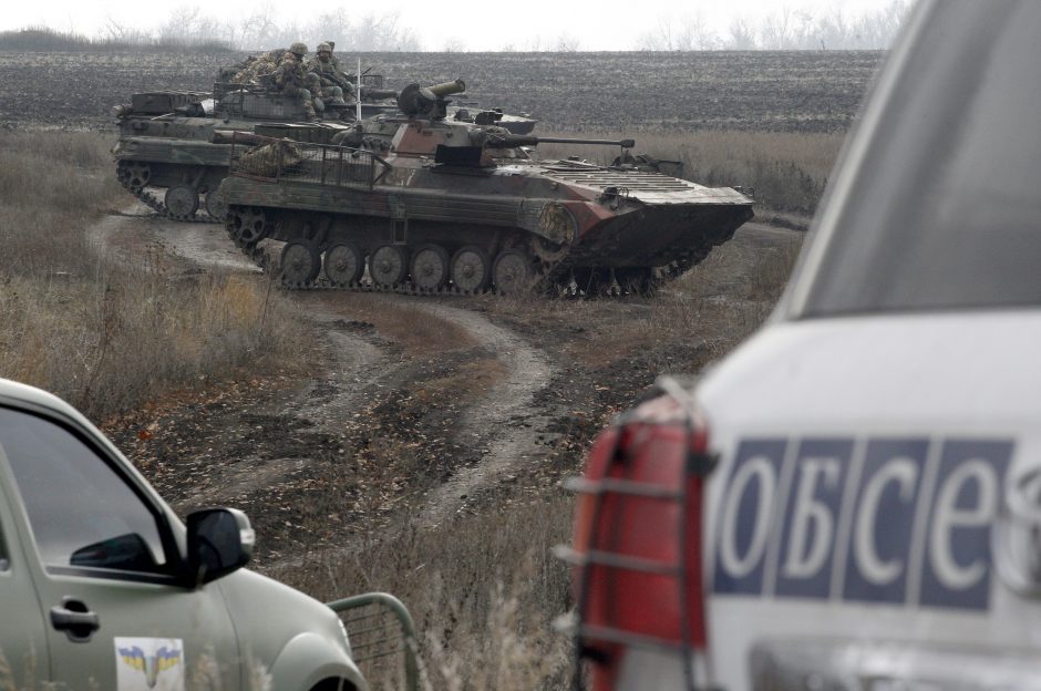 Kijevas ir Donbasas užbaigs pajėgų atitraukimą bandomuosiuose ruožuose