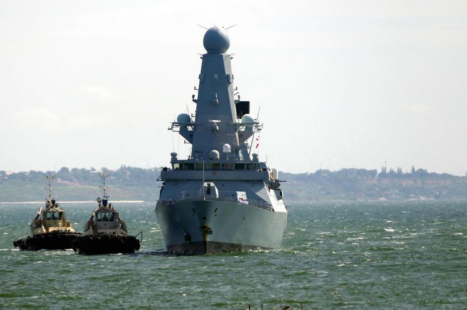 JK paneigė pareiškimą, kad Rusijos pajėgos Juodojoje jūroje apšaudė britų karo laivą