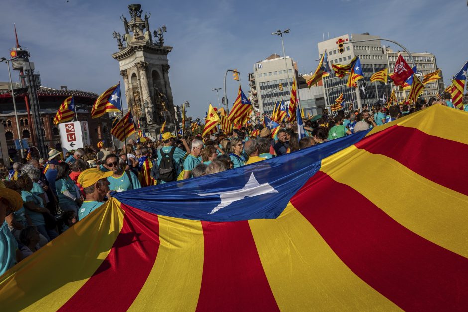 Katalonijai minint nacionalinę dieną į demonstraciją susirinko 600 tūkst. žmonių