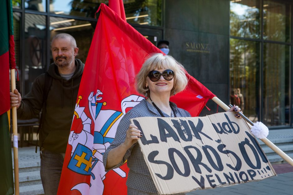 Vilniuje – eisena, smerkianti rasizmą