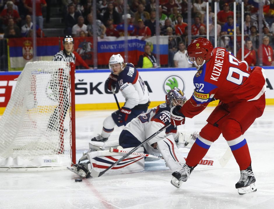 Ledo ritulio čempionate – rusų ir amerikiečių muštynės, įspūdinga kova ir JAV pergalė
