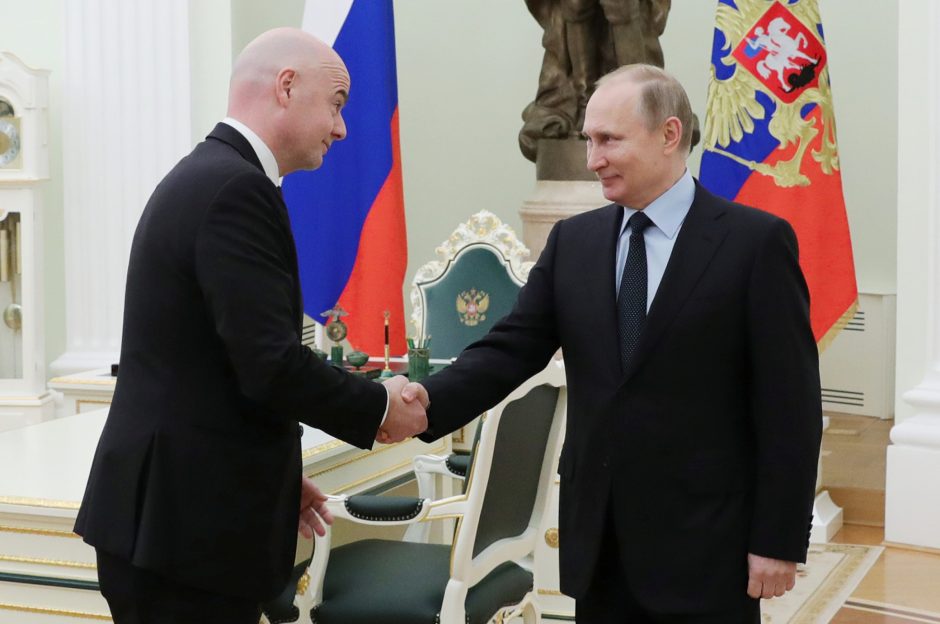 V. Putinas su FIFA prezidentu G. Infantino aptarė pasiruošimą pasaulio čempionatui