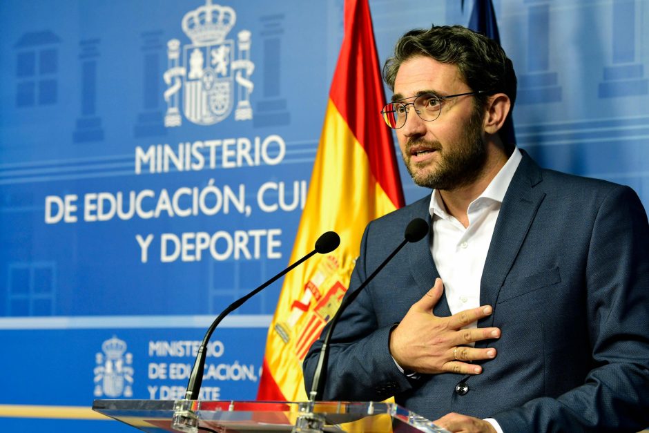 Ispanijos kultūros ir sporto ministras atsistatydina dėl mokesčių aferos 