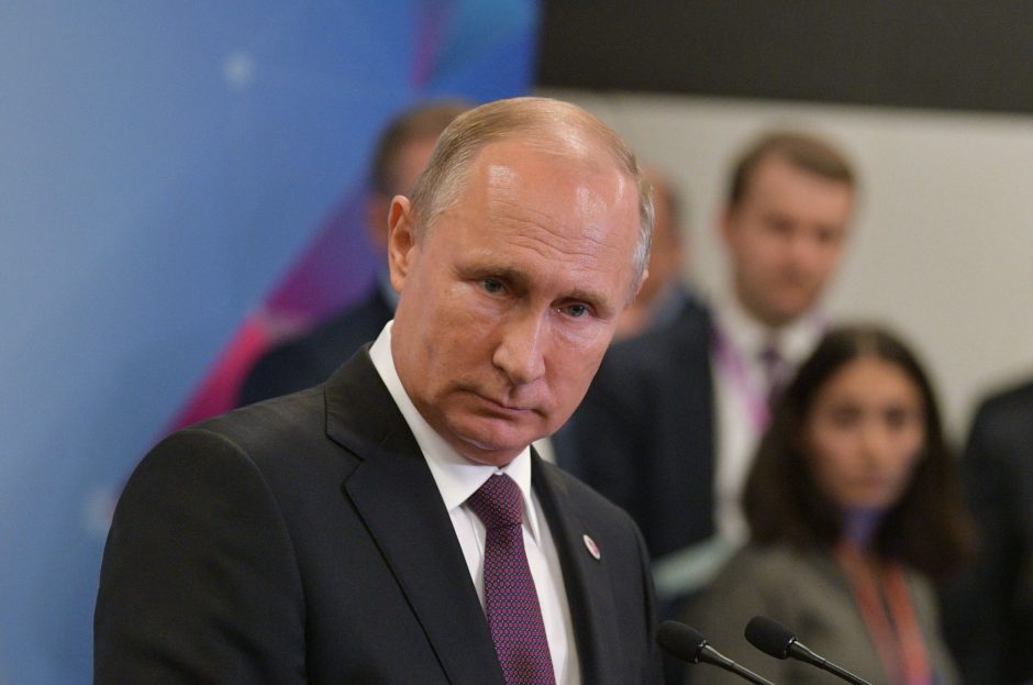 V. Putinas: ginklų kontrolė bus susitikimo su D. Trumpu darbotvarkėje