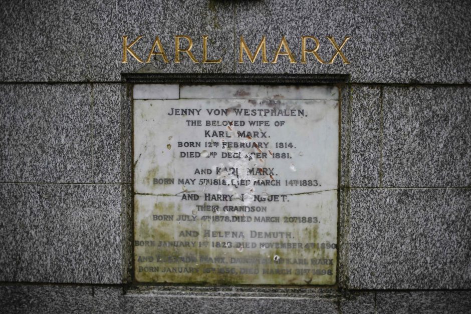 Londone vandalai išniekino K. Marxo antkapinį paminklą