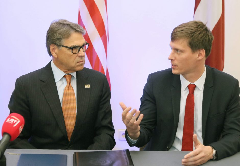 Latvijos ekonomikos ministras: JAV sankcijų poveikis mūsų ekonomikai dar neįvertintas